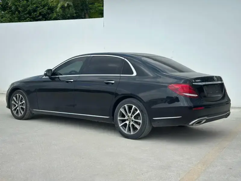 2019 Mercedes-Benz E-Класс с пробегом 86 000 км