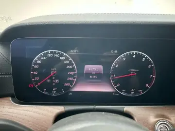 2019 Mercedes-Benz E-Класс с пробегом 86 000 км