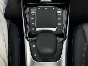 2020 Mercedes-Benz A-Класс AMG с пробегом 70 000 км