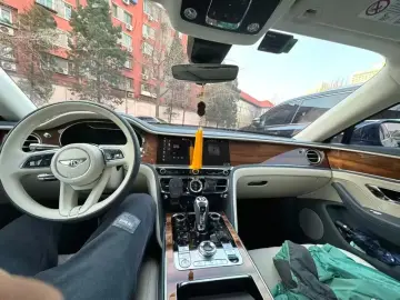 2024 Mercedes-Benz G-Класс с пробегом 7 500 км