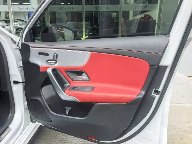 2020 Mercedes-Benz A-Класс AMG с пробегом 59 300 км