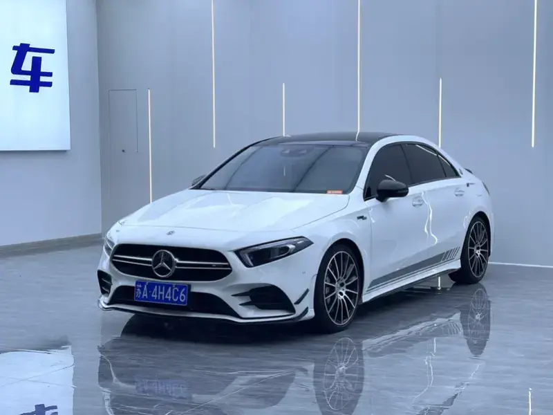 2019 Mercedes-Benz A-Класс AMG с пробегом 69 000 км