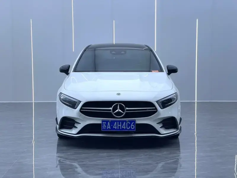 2019 Mercedes-Benz A-Класс AMG с пробегом 69 000 км
