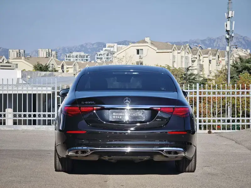 2023 Mercedes-Benz S-Класс с пробегом 18 000 км