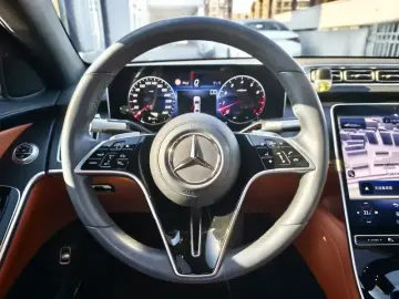2023 Mercedes-Benz S-Класс с пробегом 18 000 км