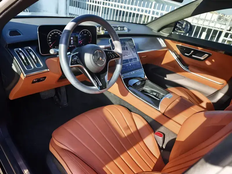 2023 Mercedes-Benz S-Класс с пробегом 18 000 км