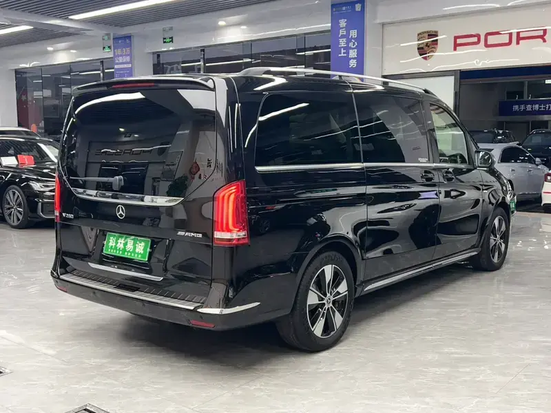 2021 Mercedes-Benz V-Класс с пробегом 78 000 км