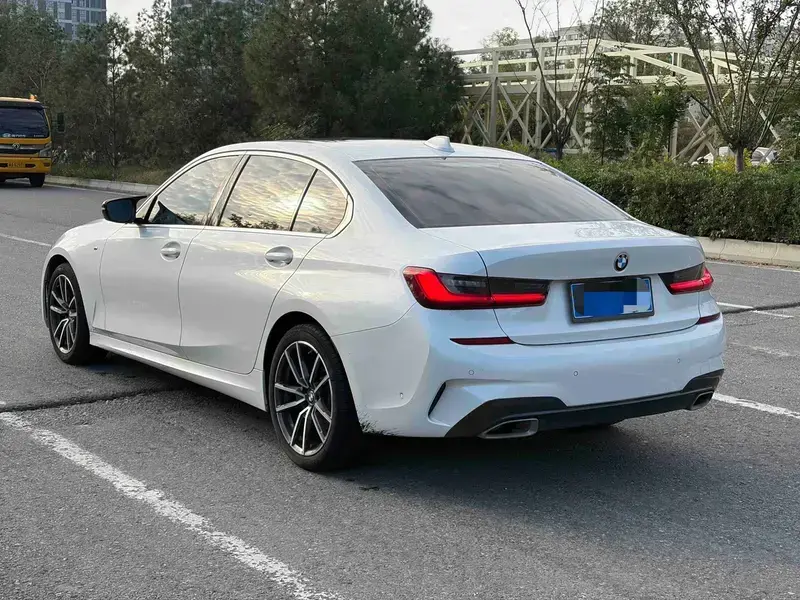 2020 BMW 3 серии с пробегом 93 000 км