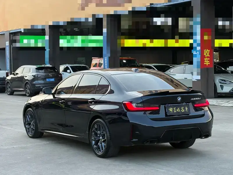 2025 BMW 3 серии с пробегом 30 000 км