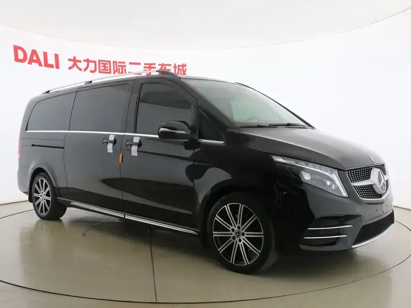 2022 Mercedes-Benz V-Класс с пробегом 74 000 км