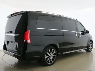 2022 Mercedes-Benz V-Класс с пробегом 74 000 км
