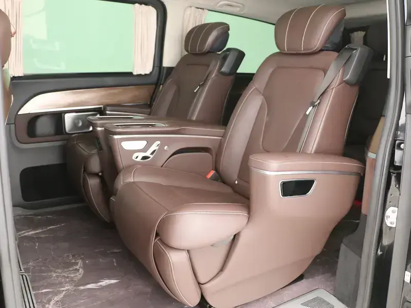 2022 Mercedes-Benz V-Класс с пробегом 74 000 км