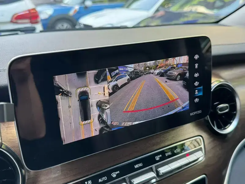 2021 Mercedes-Benz V-Класс с пробегом 142 000 км