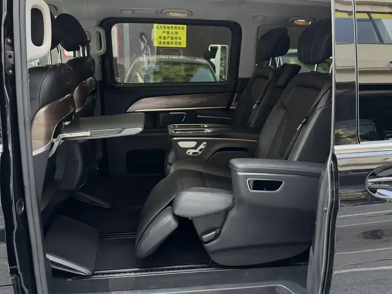 2021 Mercedes-Benz V-Класс с пробегом 142 000 км