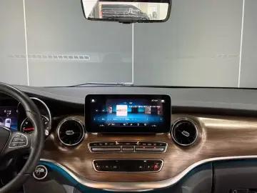 2022 Mercedes-Benz V-Класс с пробегом 53 000 км