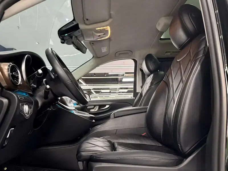 2022 Mercedes-Benz V-Класс с пробегом 53 000 км