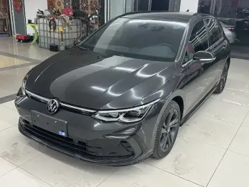 2023 Volkswagen Golf с пробегом 23 000 км