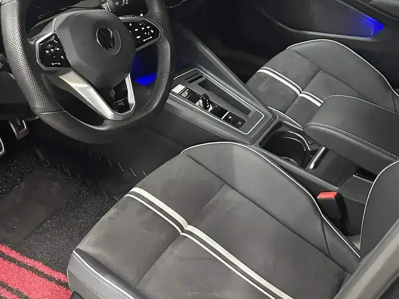 2023 Volkswagen Golf с пробегом 23 000 км