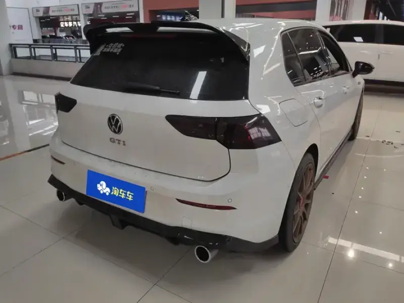 2021 Volkswagen Golf с пробегом 43 000 км
