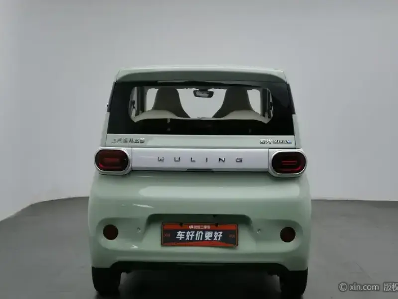 2024 Wuling Mini EV с пробегом 13 200 км