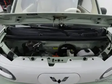 2024 Wuling Mini EV с пробегом 13 200 км