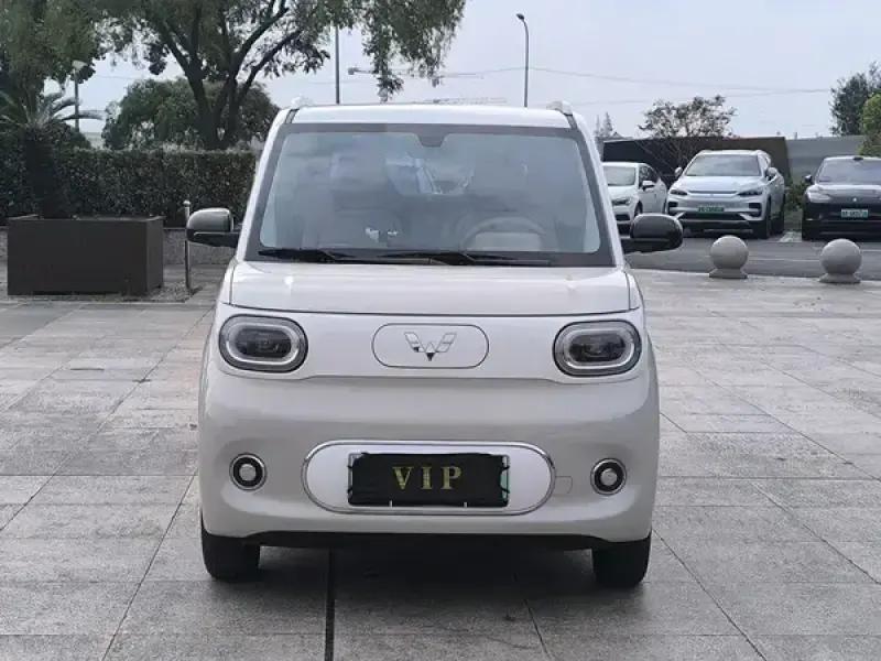 2024 Wuling Mini EV с пробегом 3 000 км