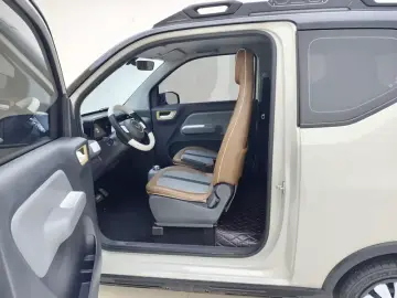 2022 Wuling Mini EV с пробегом 36 900 км
