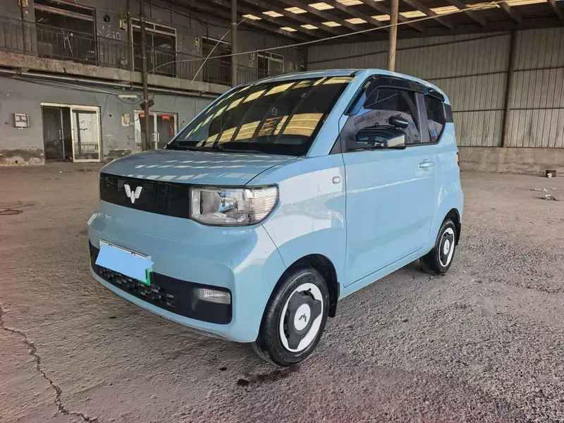 2022 Wuling Mini EV с пробегом 33 000 км
