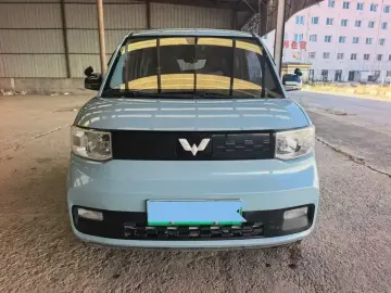 2022 Wuling Mini EV с пробегом 33 000 км