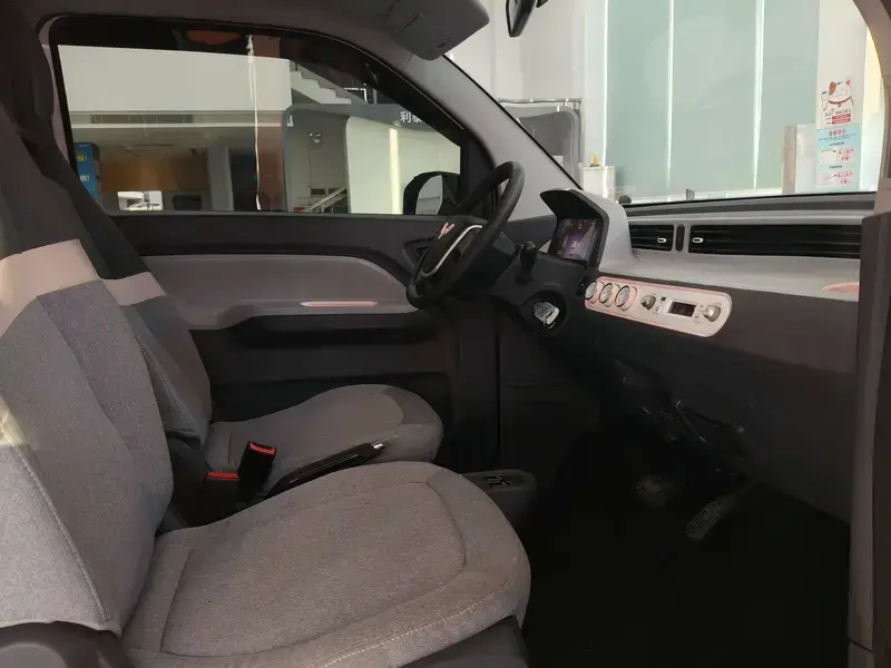 2021 Wuling Mini EV с пробегом 61 000 км