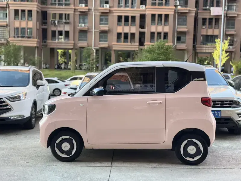 2021 Wuling Mini EV с пробегом 39 000 км