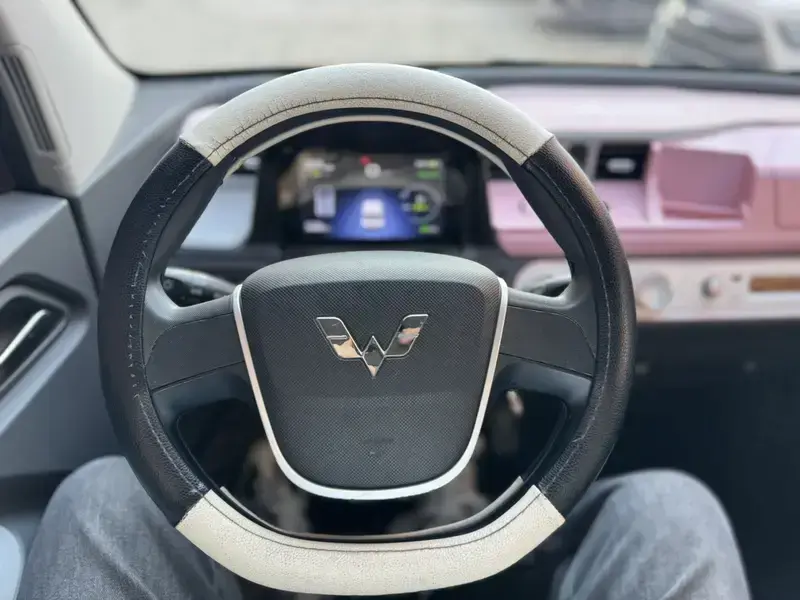 2021 Wuling Mini EV с пробегом 39 000 км