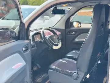 2021 Wuling Mini EV с пробегом 39 000 км