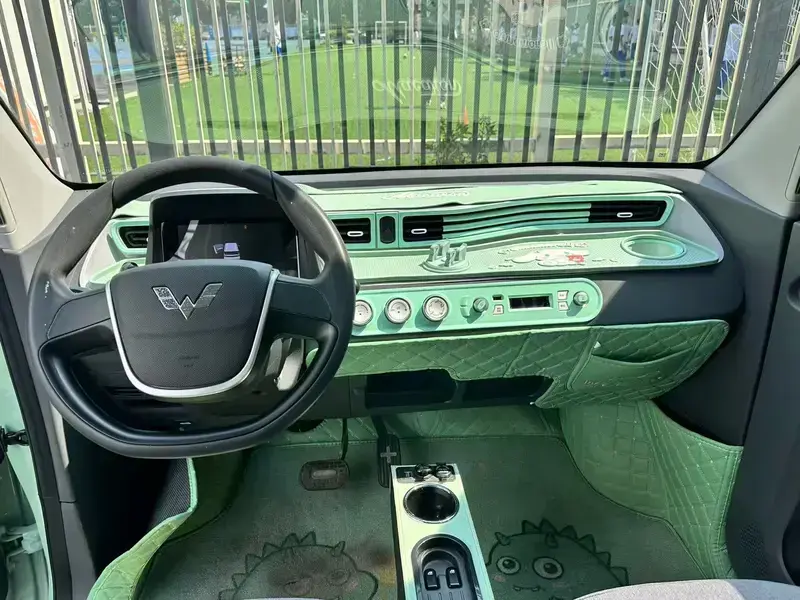 2021 Wuling Mini EV с пробегом 33 000 км