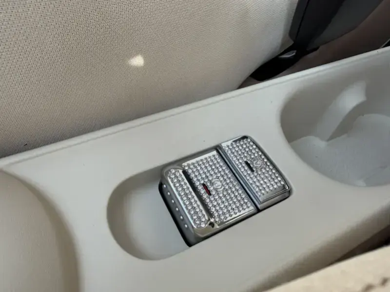 2025 Wuling Mini EV с пробегом 9 000 км