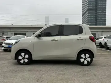 2025 Wuling Mini EV с пробегом 2 000 км