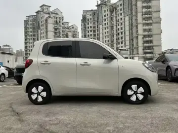 2025 Wuling Mini EV с пробегом 2 000 км