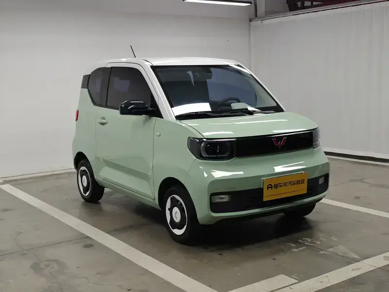 2021 Wuling Mini EV с пробегом 24 300 км