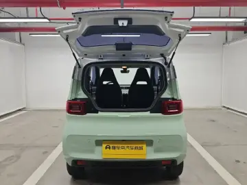 2021 Wuling Mini EV с пробегом 24 300 км