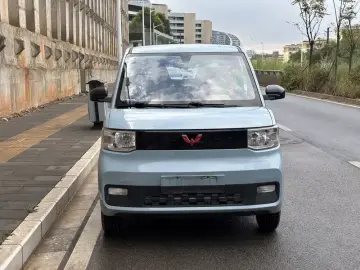 2022 Wuling Mini EV с пробегом 30 000 км