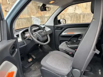 2022 Wuling Mini EV с пробегом 30 000 км