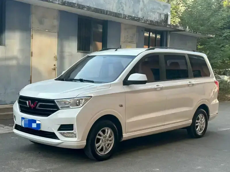 2019 Wuling Hongguang с пробегом 60 000 км