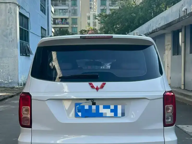 2019 Wuling Hongguang с пробегом 60 000 км