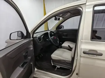 2022 Wuling Hongguang V с пробегом 23 600 км