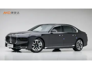 BMW M760Le