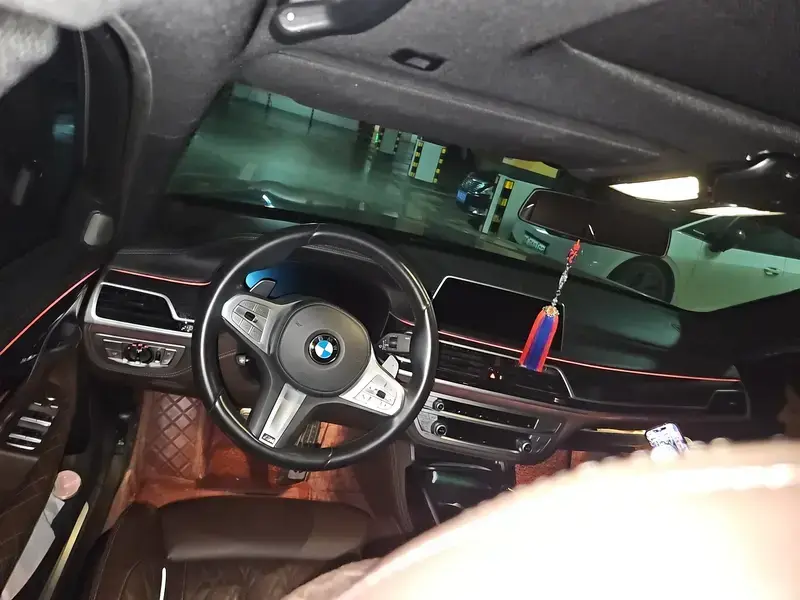 2021 BMW M760Le с пробегом 91 500 км
