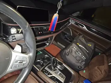 2021 BMW M760Le с пробегом 91 500 км