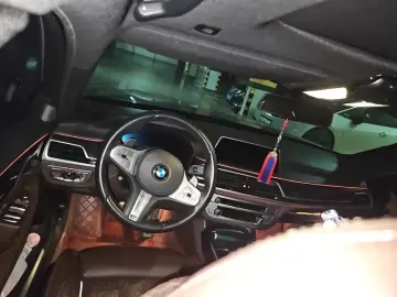2021 BMW M760Le с пробегом 91 500 км