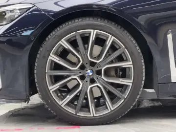 2021 BMW M760Le с пробегом 87 700 км