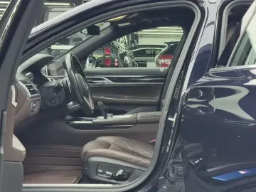 2021 BMW M760Le с пробегом 87 700 км